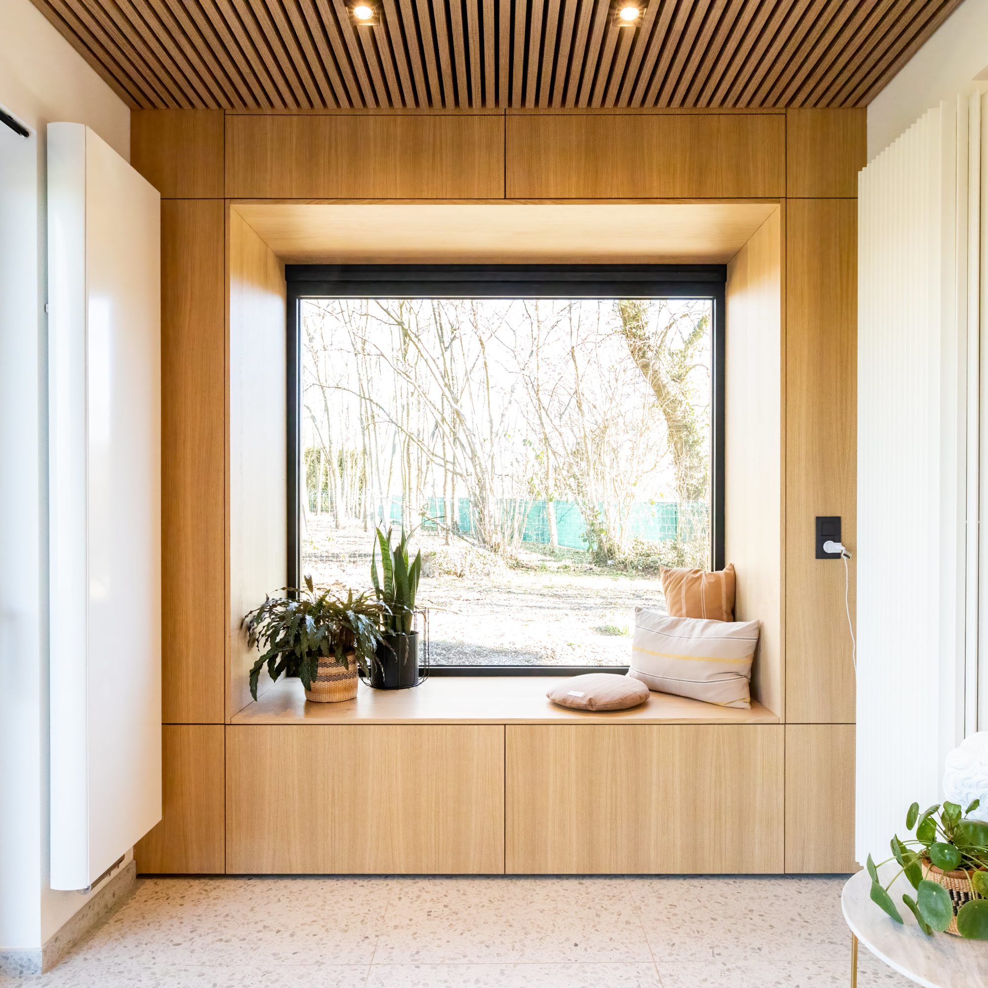 Sandrine Devos - Architecture d'intérieur | Maison à la porte jaune
